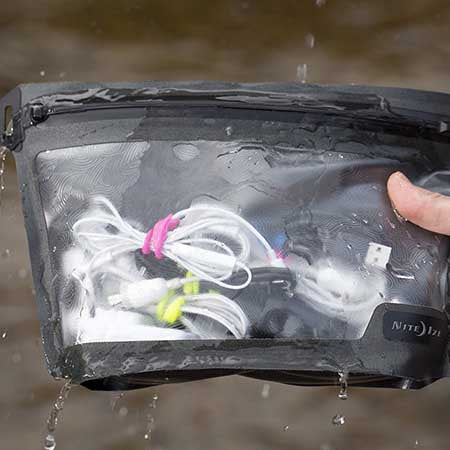 RunOff™ Waterproof 3-1-1 Pouch